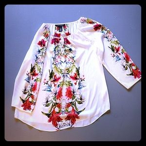 3/4 Floral shirt